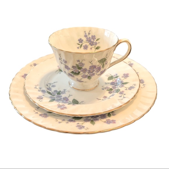 Adderley English vintage Finebone China cup saucer desert salad plate (set of 3) - Picture 8 of 12